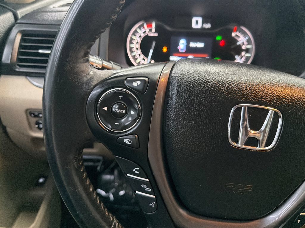 Used 2017 Honda Ridgeline RTL-T image 24