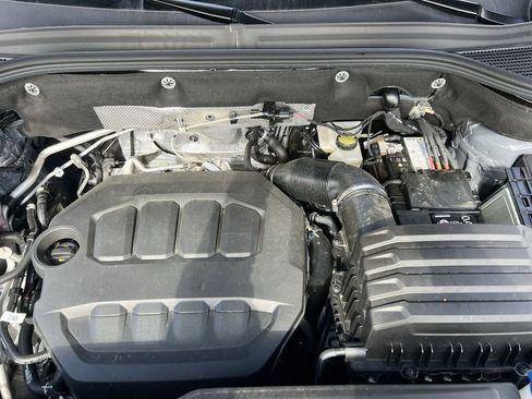 Certified 2025 Volkswagen Atlas SEL image 27