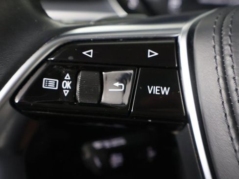 Used 2022 Audi A8 L 3.0T w/ Executive Package image 45