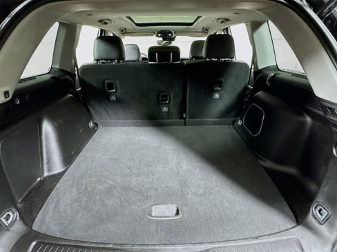 Used 2023 Jeep Grand Cherokee 4WD 4xe image 27