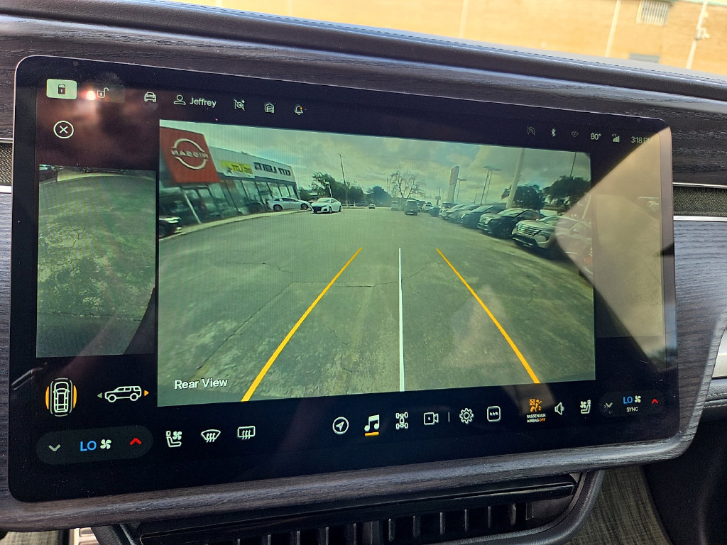 Used 2024 Rivian R1S Adventure Quad AWD/4WD image 17
