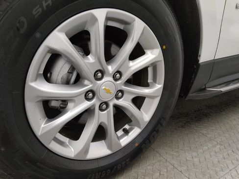 Used 2019 Chevrolet Equinox LT image 31