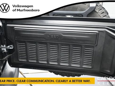 Used 2023 Jeep Wrangler Unlimited w/ Cold Weather Group AWD/4WD image 17