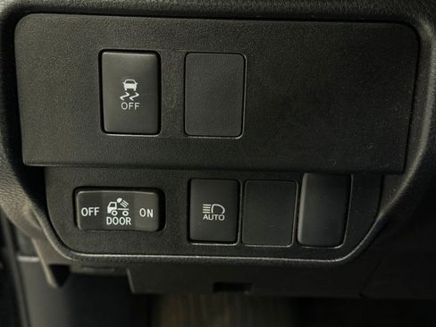 Used 2023 Toyota Tacoma SR image 13