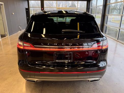 Used 2023 Lincoln Nautilus Reserve image 8