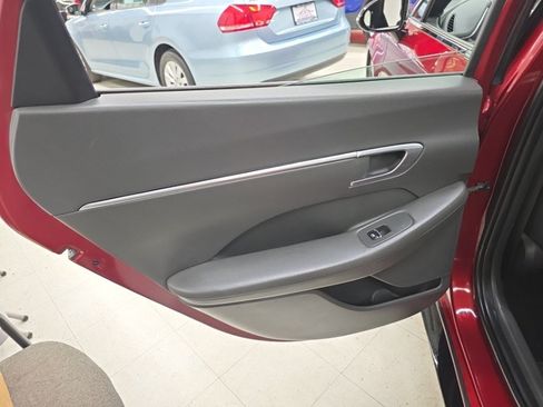 Used 2023 Hyundai Sonata SEL Plus w/ Preferred Accessory Package FWD image 15