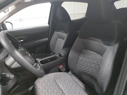 New 2026 Nissan Kicks SV w/ SV Premium Package image 14