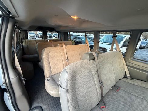 Used 2023 Chevrolet Express 3500 LS image 32
