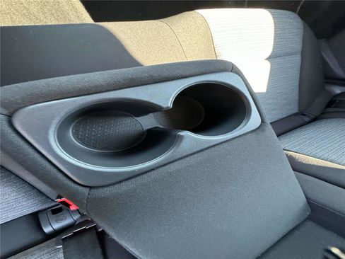 Used 2023 Nissan Rogue SV image 17