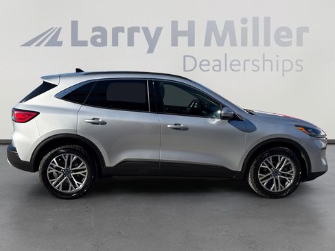 Used 2020 Ford Escape SEL image 6