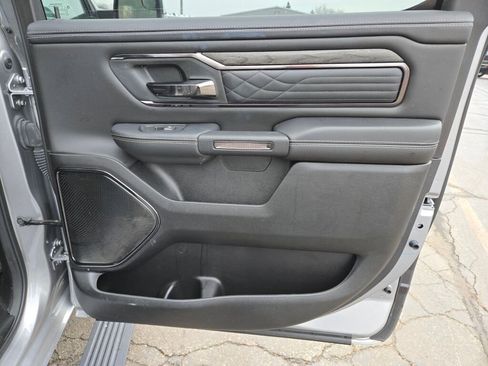 Used 2025 RAM 1500 Limited image 12