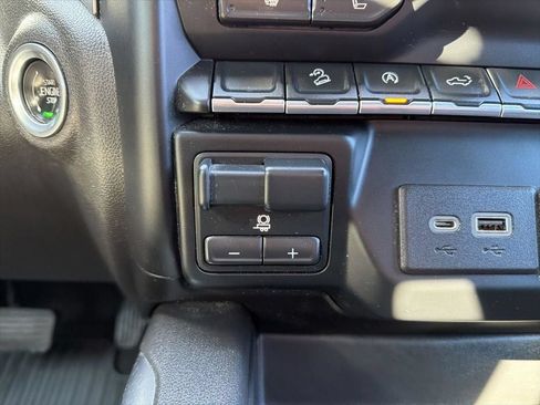 Used 2020 Chevrolet Silverado 1500 RST w/ Texas Edition AWD/4WD image 46