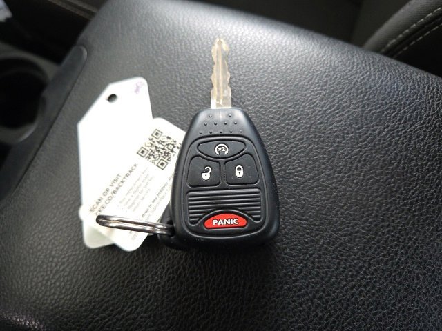 Used 2015 Jeep Wrangler Unlimited Sahara w/ Connectivity Group AWD/4WD image 8