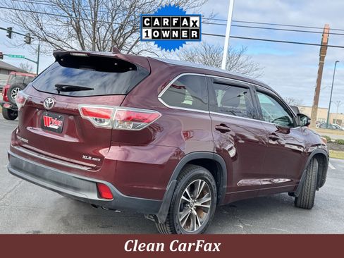 Used 2016 Toyota Highlander XLE image 3