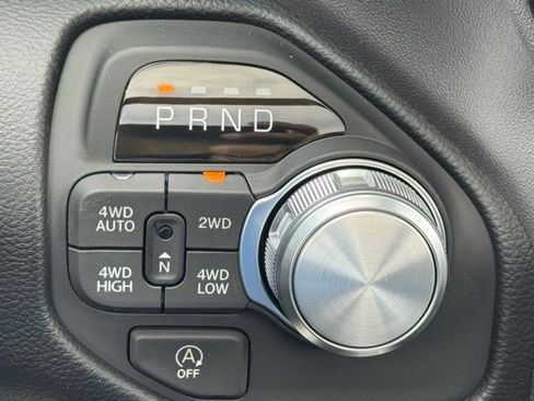 New 2026 RAM 1500 Laramie AWD/4WD image 22