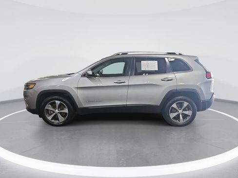 Used 2019 Jeep Cherokee Limited AWD/4WD image 7