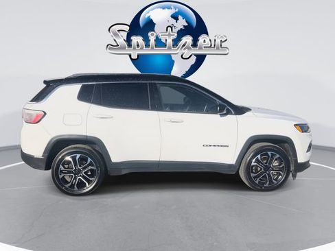 Used 2023 Jeep Compass Limited image 10
