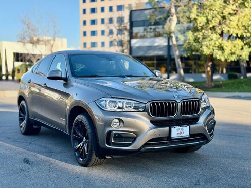 Used 2017 BMW X6 xDrive35i image 3