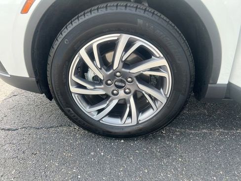 Used 2023 Lincoln Corsair AWD image 30
