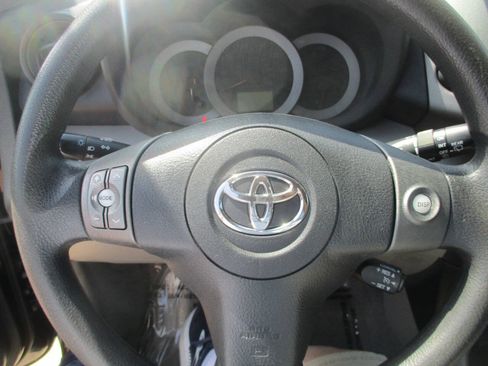 Used 2012 Toyota RAV4 4WD w/ Value Pkg image 27