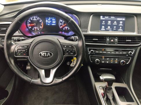 Used 2018 Kia Optima S w/ Panoramic Sunroof Package FWD image 22