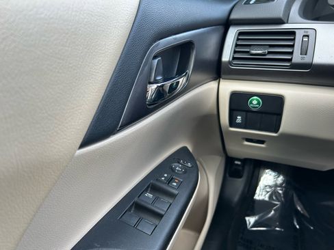 Used 2014 Honda Accord LX image 17