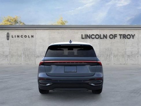 New 2026 Lincoln Nautilus Premier image 5