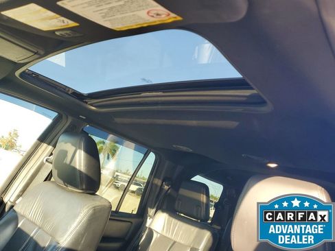 Used 2017 Lincoln Navigator Select image 31