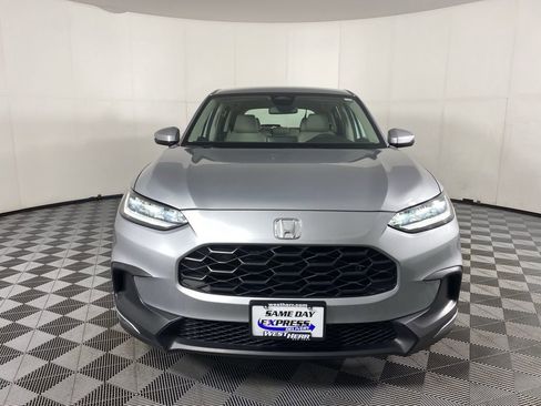 Used 2023 Honda HR-V LX image 8