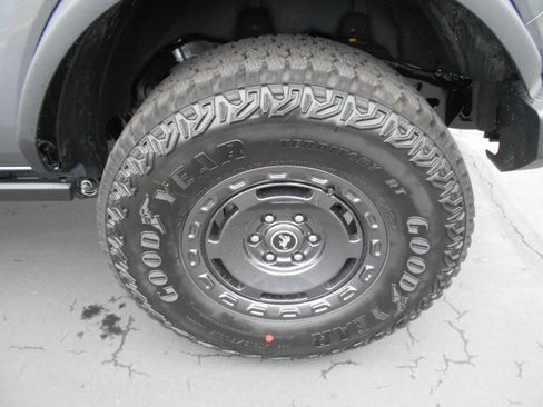 New 2025 Ford Bronco Badlands w/ Sasquatch Package image 31