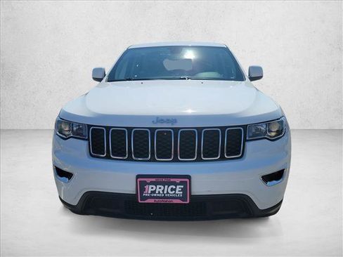 Used 2022 Jeep Grand Cherokee Laredo E image 2