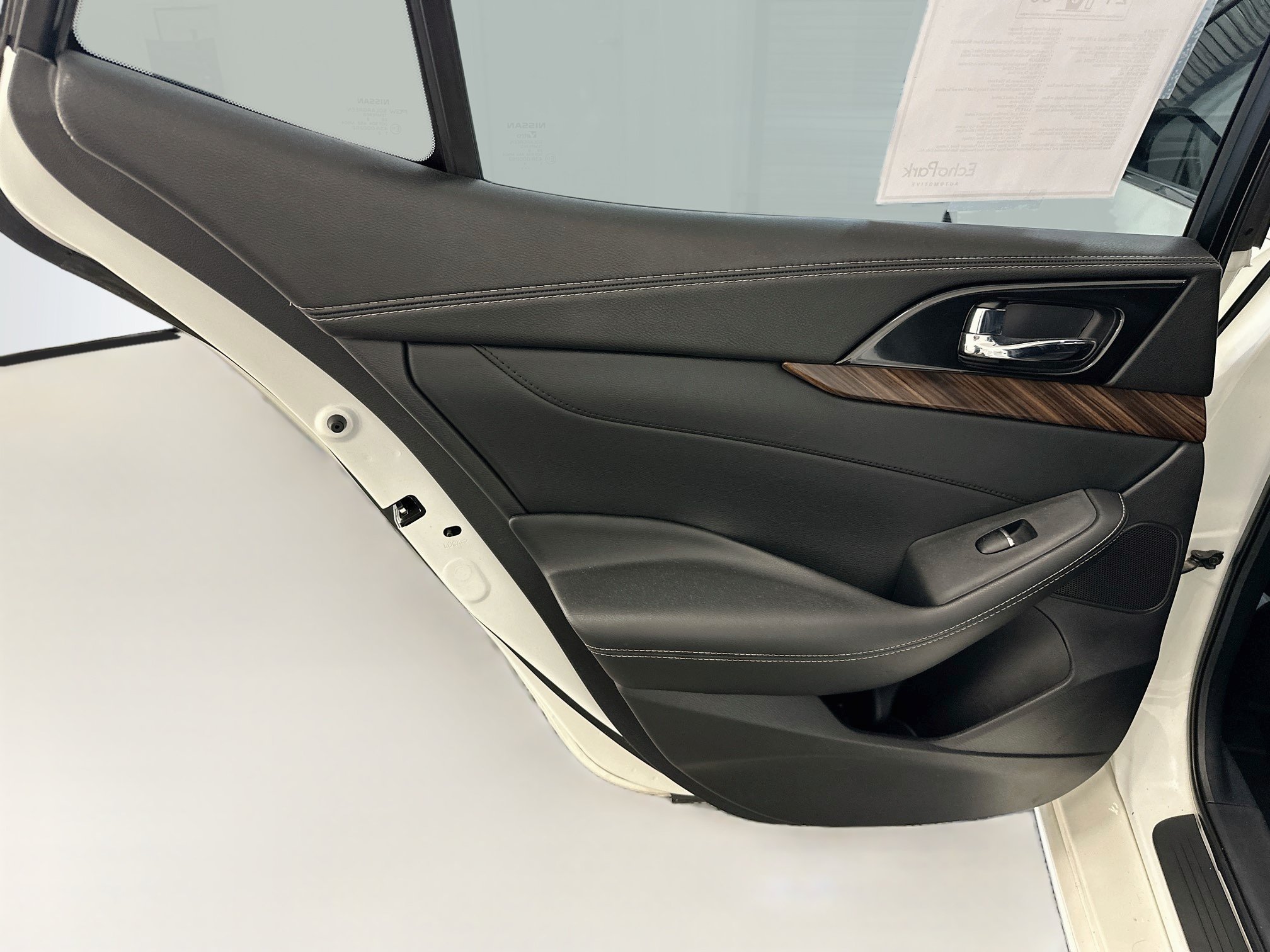 Used 2018 Nissan Maxima Platinum FWD image 28