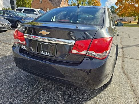Used 2012 Chevrolet Cruze LS image 22
