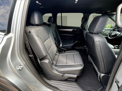 New 2026 Buick Enclave Preferred w/ Super Cruise Package image 9