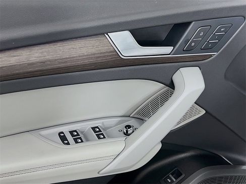 Used 2024 Audi Q5 2.0T Prestige image 20