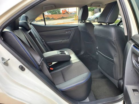 Used 2017 Toyota Corolla SE FWD image 24