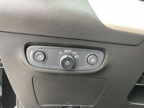 Used 2022 Buick Encore GX Select w/ Experience Buick Package image 12