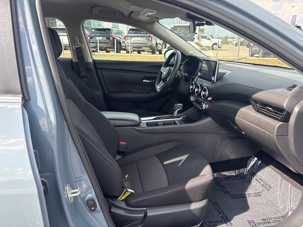 Used 2024 Nissan Sentra SV w/ Lighting Package FWD image 15