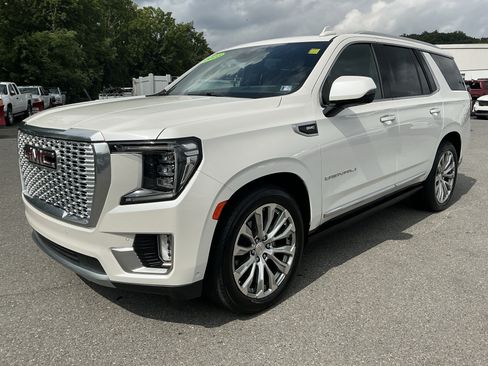 Used 2023 GMC Yukon Denali w/ Denali Reserve Package AWD/4WD image 7