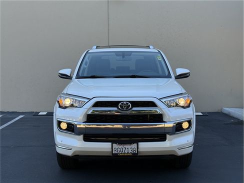 Used 2016 Toyota 4Runner Limited AWD/4WD image 2