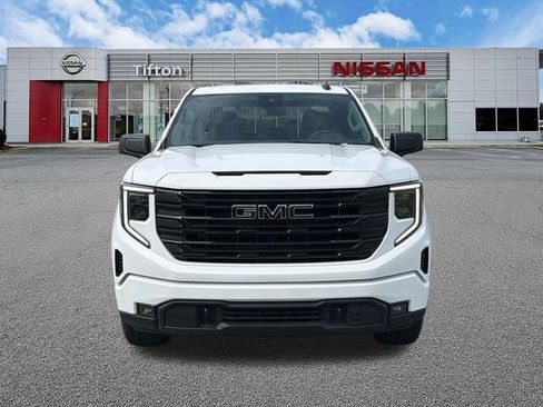 Used 2024 GMC Sierra 1500 Elevation AWD/4WD image 2