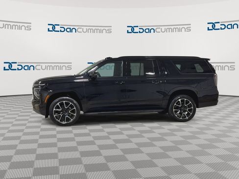 New 2026 Chevrolet Suburban RST w/ Comfort Package AWD/4WD image 6