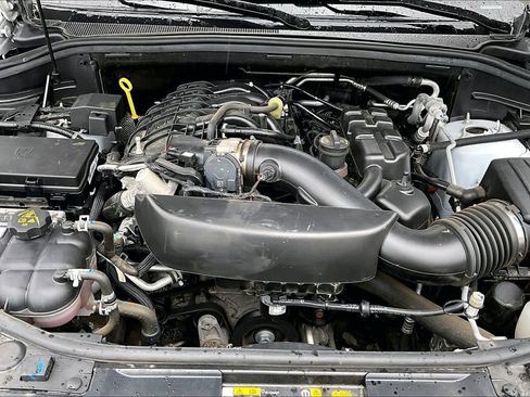 Used 2023 Dodge Durango GT AWD/4WD image 30