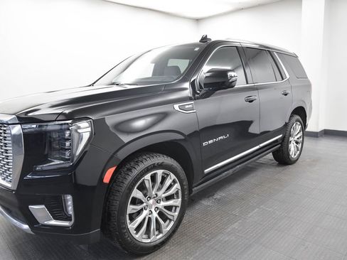 Used 2023 GMC Yukon Denali image 3