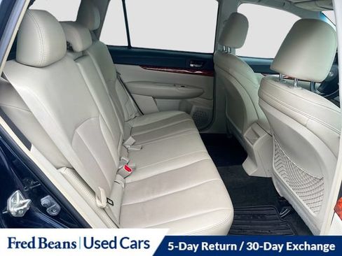 Used 2012 Subaru Outback 2.5i Limited w/ Moonroof Pkg AWD/4WD image 33