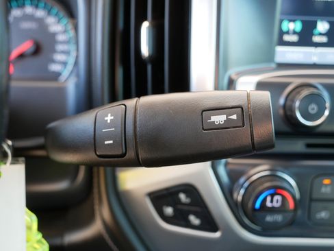 Used 2018 GMC Sierra 1500 SLT image 24