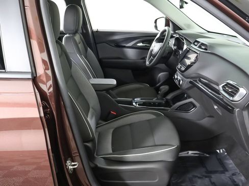 Used 2023 Chevrolet TrailBlazer LT w/ Convenience Package AWD/4WD image 30