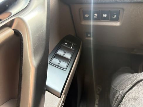 Used 2023 Lexus GX 460 Premium AWD/4WD image 17
