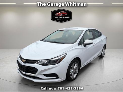 Used 2018 Chevrolet Cruze LT w/ Convenience Package FWD image 1