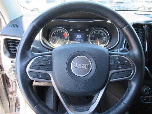 Used 2020 Jeep Cherokee Limited AWD/4WD image 21